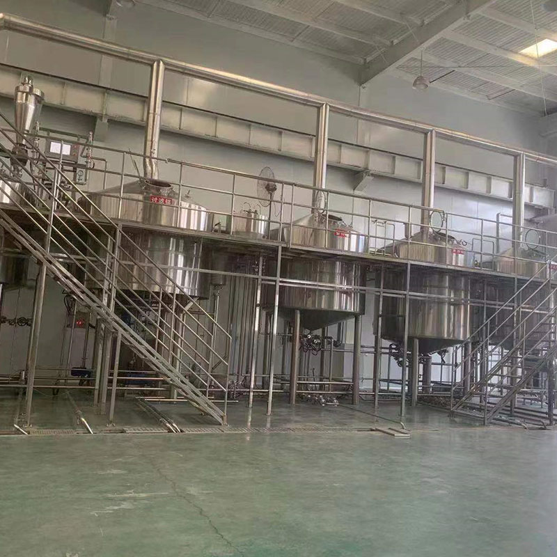 北林精酿啤酒设备厂—平面布置、设备设计、制造、调试、培训等一条龙服务_COPY